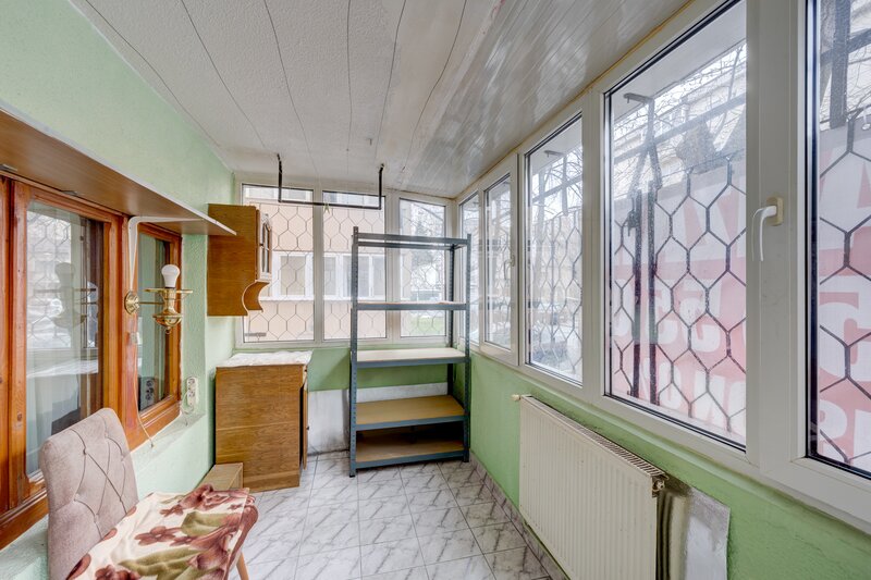 Decebal / Mesterul Manole, 4 camere  Parter, 95 mp, 1990- comision 0%